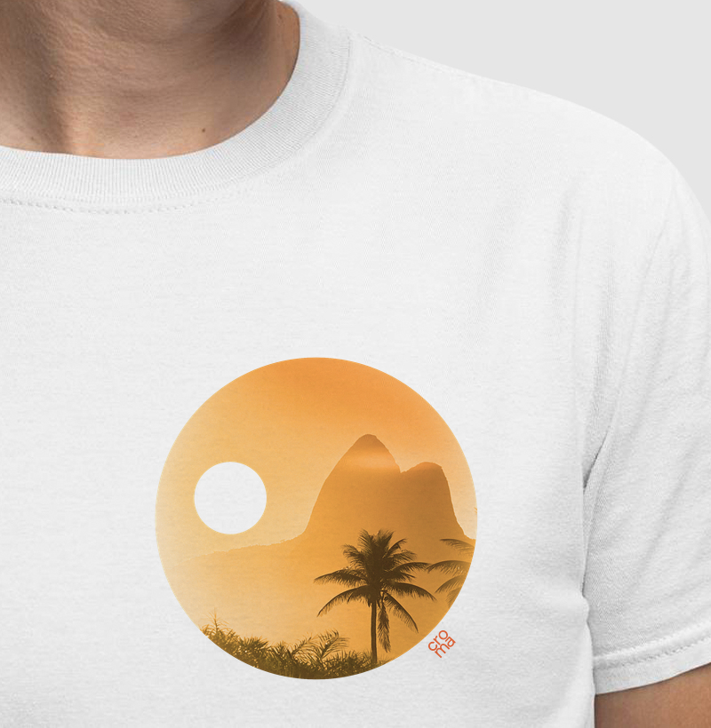 Camiseta Regular Morro Dois Irmãos RJ
