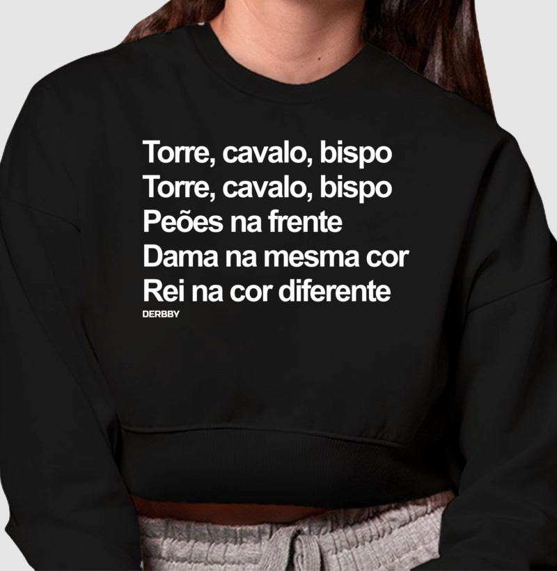 Arrumando o tabuleiro - Cropped Moletom
