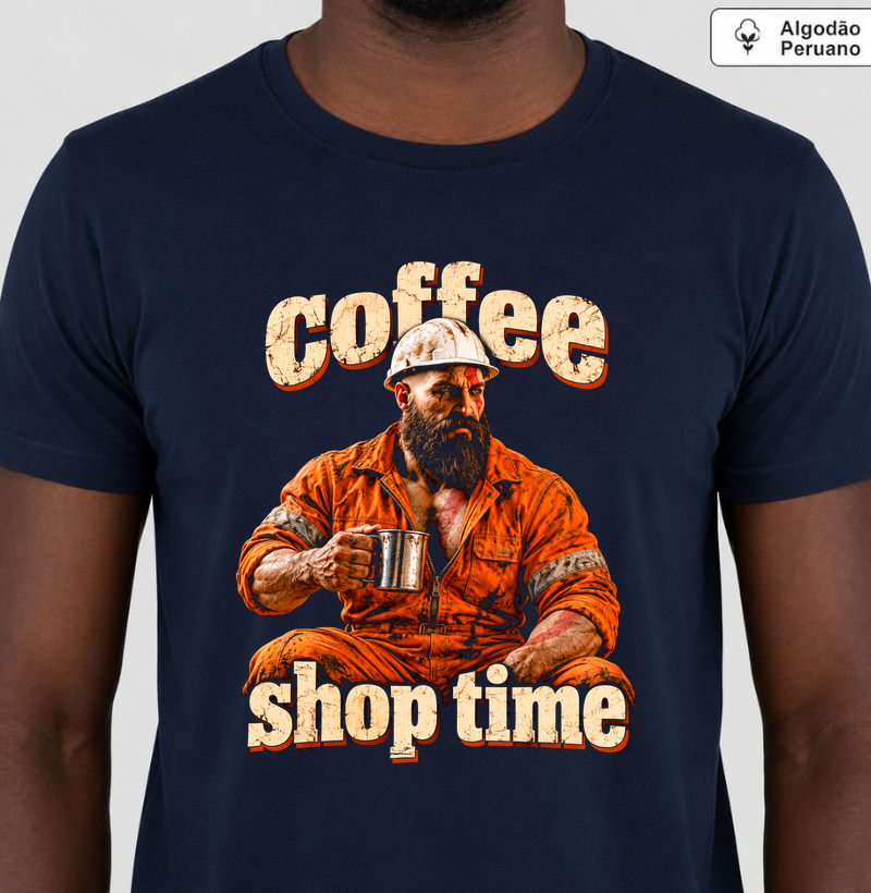 Coffee Shop Time - Kratos - Camiseta Algodão Peruano