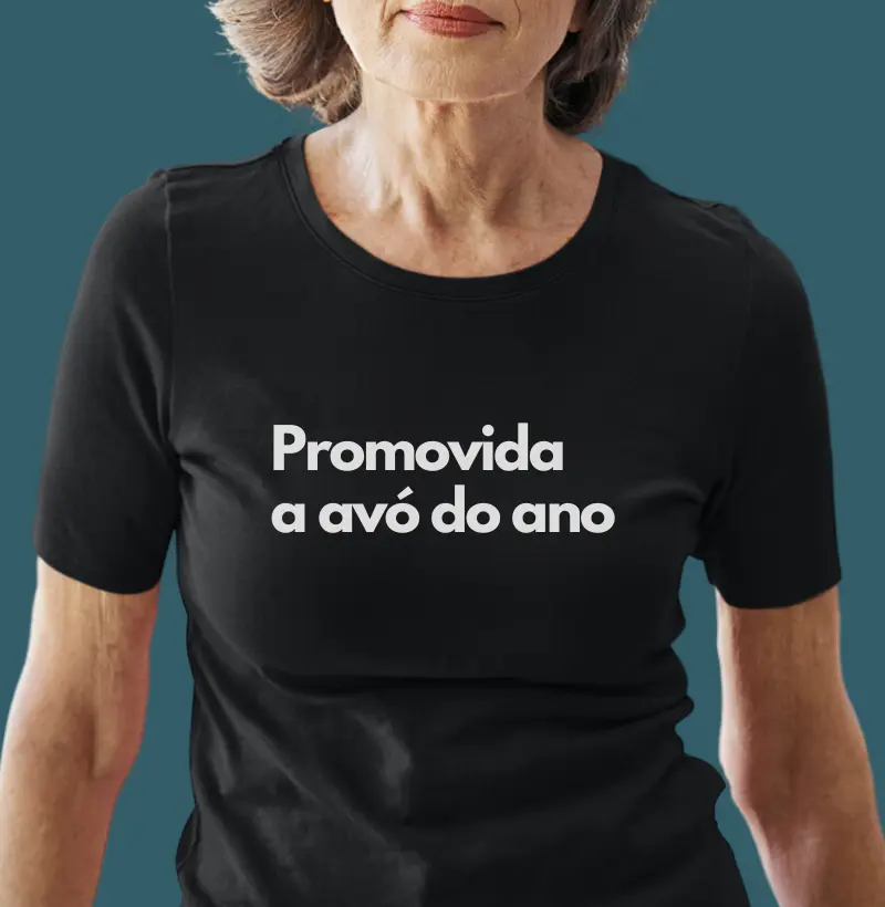 Promovida a avó do ano