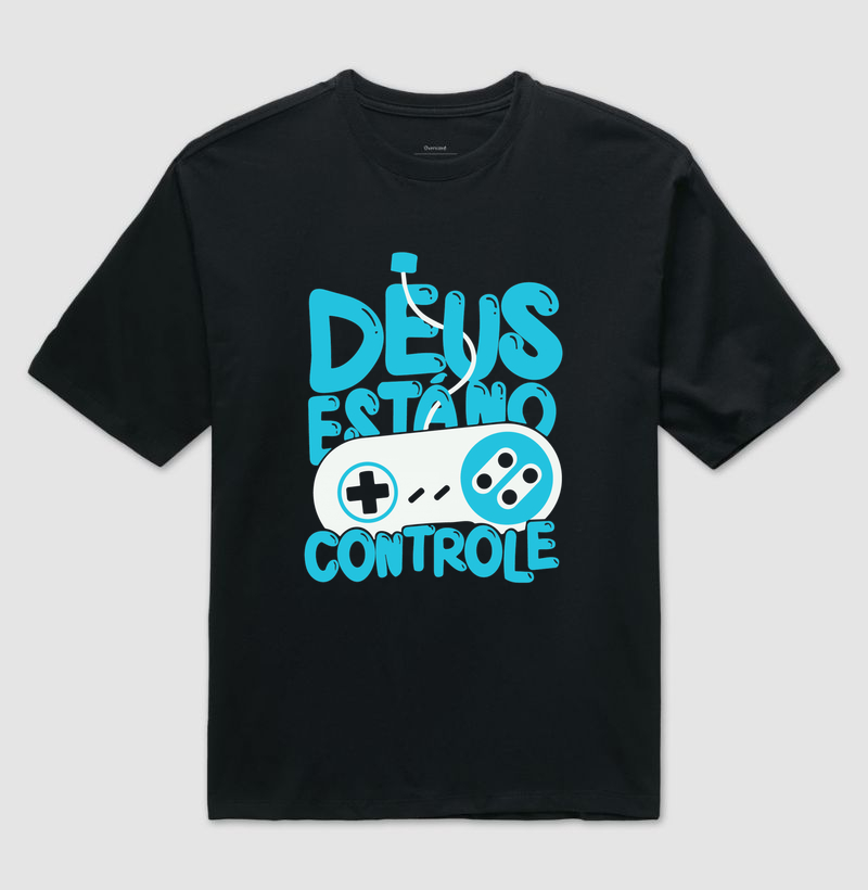 Camiseta Oversized Deus está no Controle Moderno - Camiseta Oversized