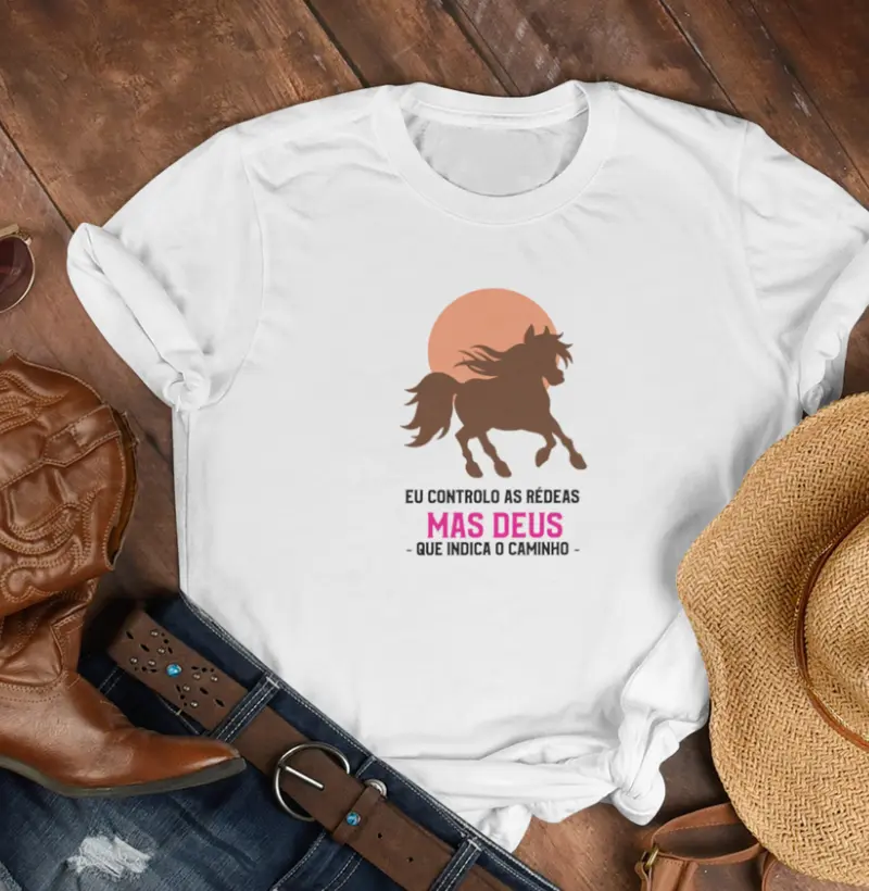 Camiseta Feminina Country Girl Deus que Indica o Caminho 
