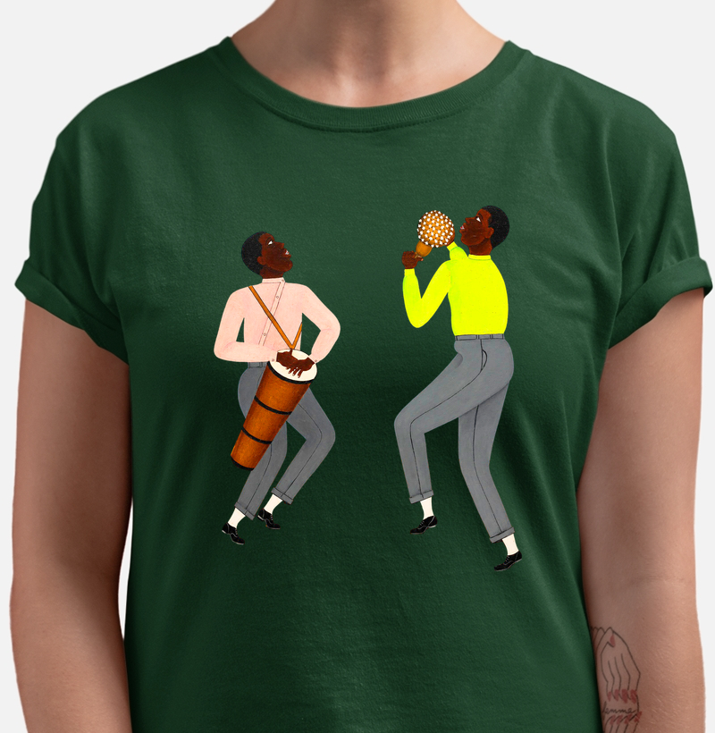 Camiseta Arte Naif Brasileira Sambistas 