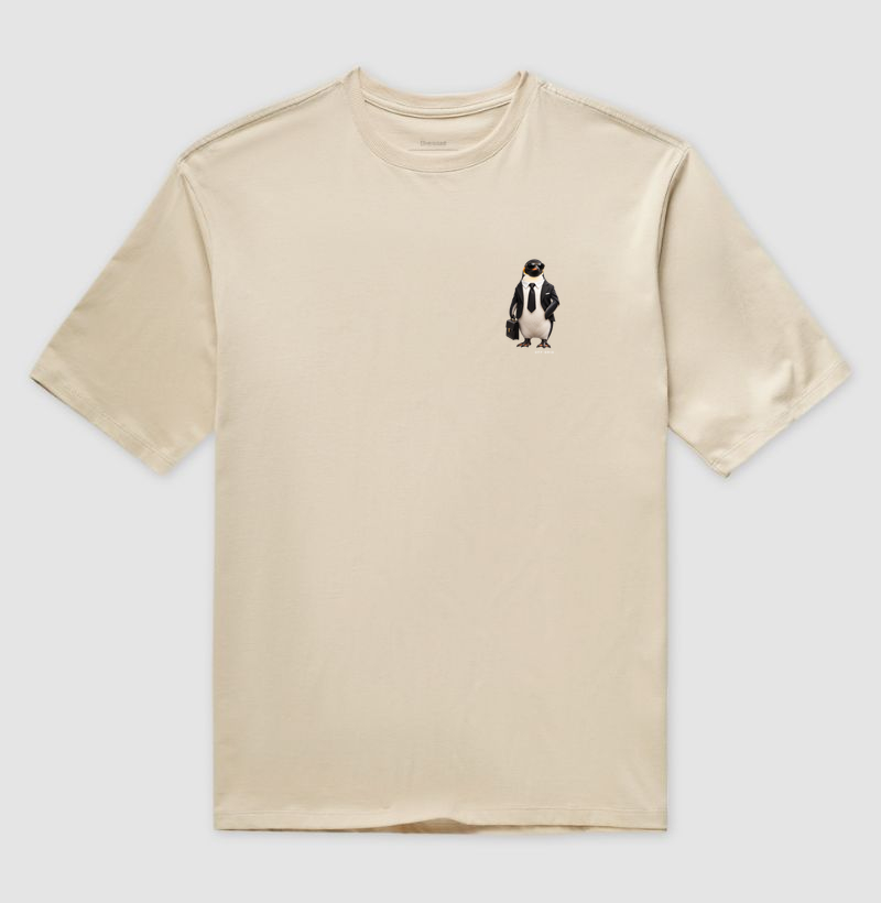 Pinguim Executivo - Camiseta Oversized