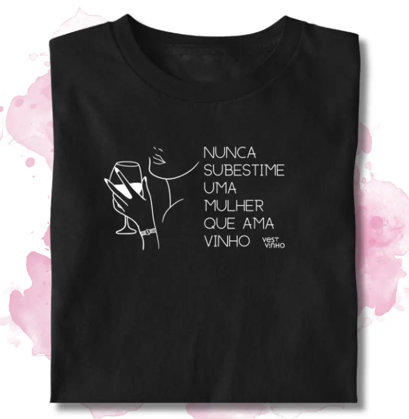 MULHER QUE AMA VINHO