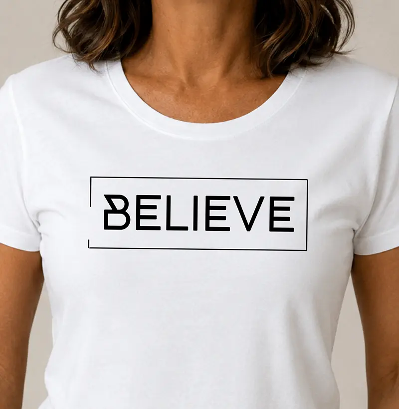 Camiseta Feminina BELIEVE - Estampa Preta - Camiseta