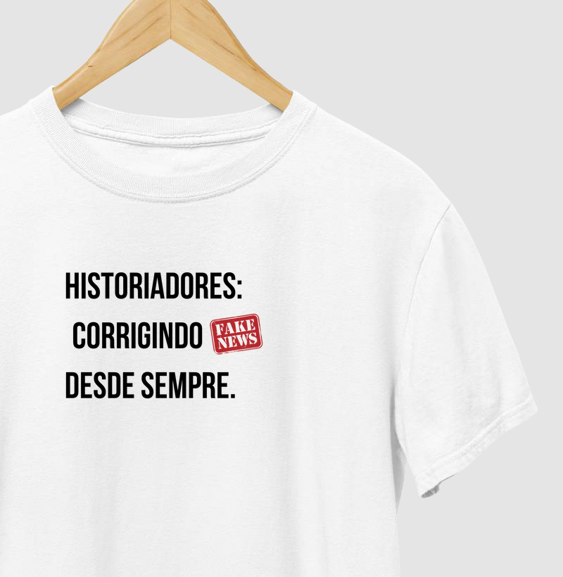 Historiador: corrigindo fake news.
