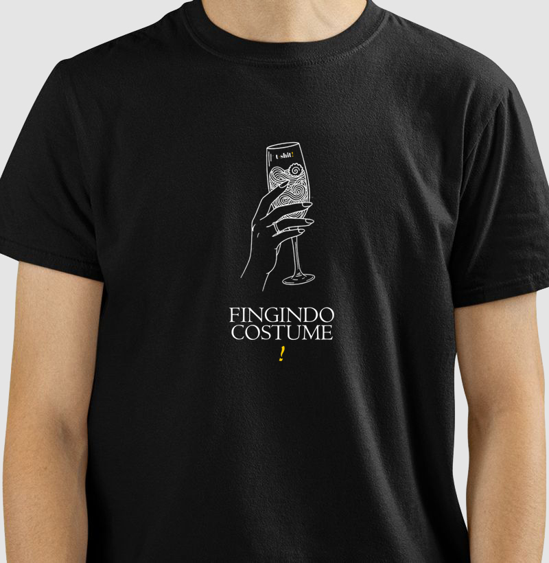 FINGINDO COSTUME!