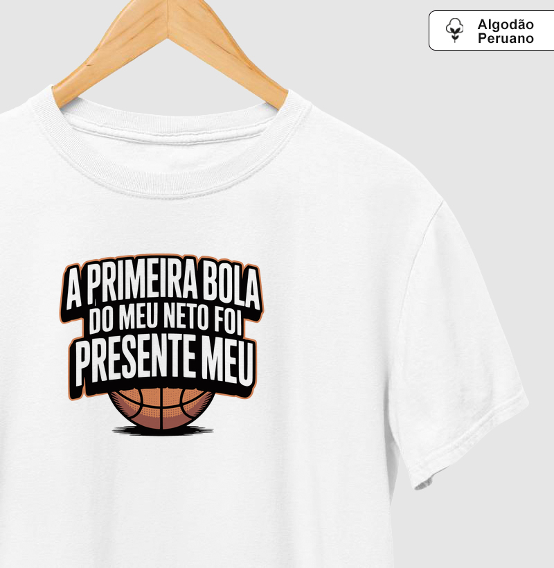 A primeira bola do meu neto