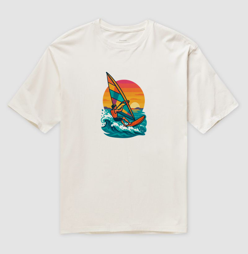 Camiseta Oversized Windsurf Golden Sunset — Praia & Orla | Posto80
